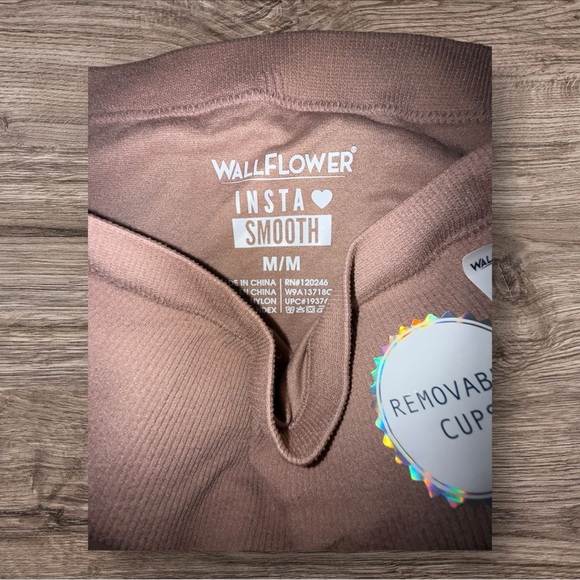 Wallflower Insta Smooth Bandeau Top Nude Brown Size M Removable Cups NWT - Picture 4 of 4